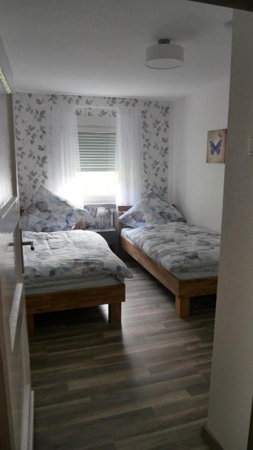 Modernisierte Ferienwohnung Im Schoenen Sauerland Meschede Bagian luar foto