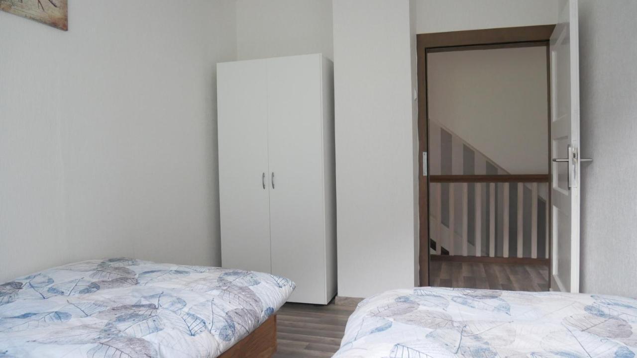 Modernisierte Ferienwohnung Im Schoenen Sauerland Meschede Bagian luar foto